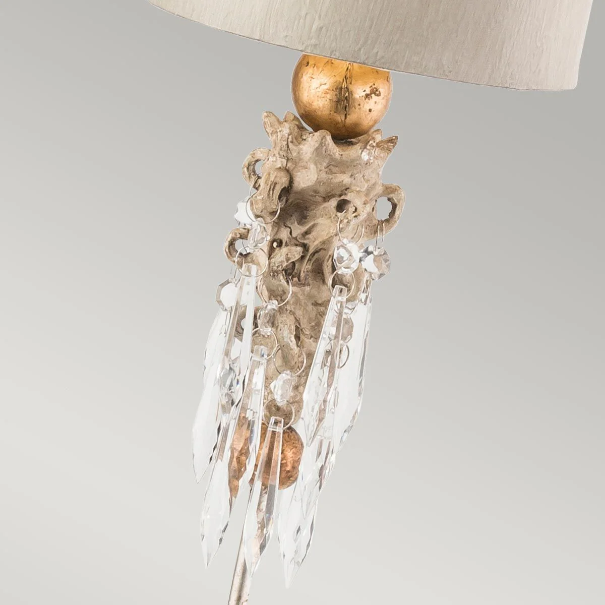 Tischlampe Madison mit 1 Licht, Kittpatina, Blattgold mit Kittpatina-Schirm - Image 4